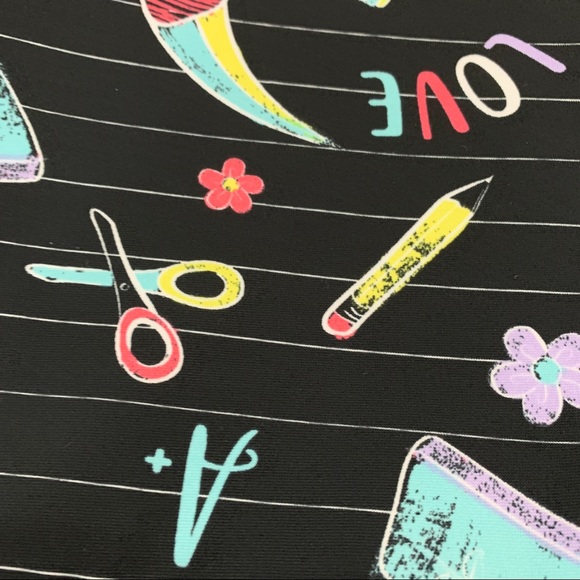 Girls Back To School Dress is reversible. Size 7 - Picture 11 of 16